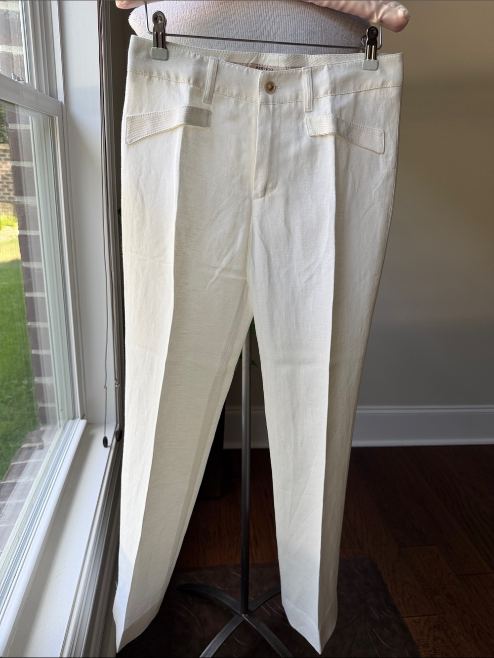 Vertigo Paris Cream Pleated Straight-Leg Trousers
